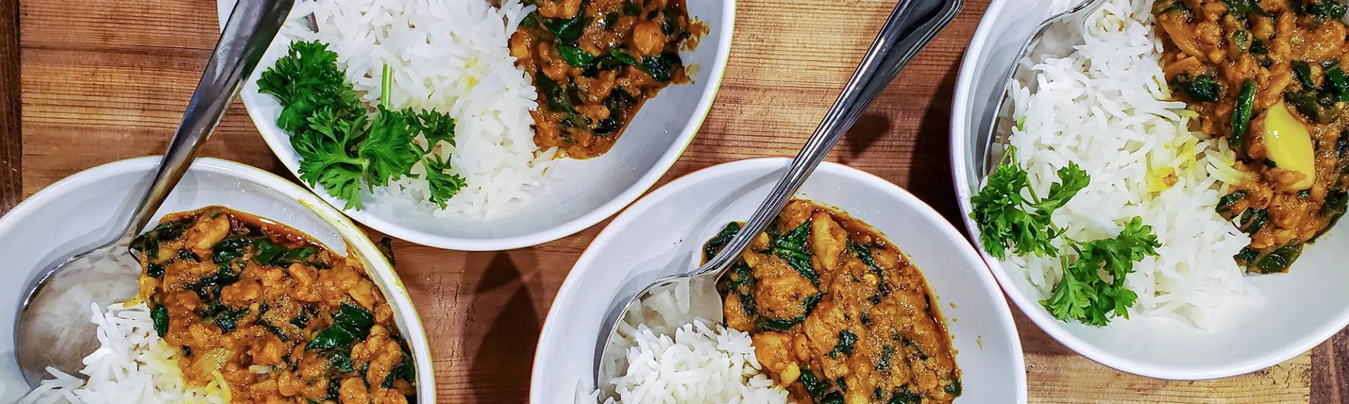 Bol basmati crémeux aux noix de cajou et noix de coco
