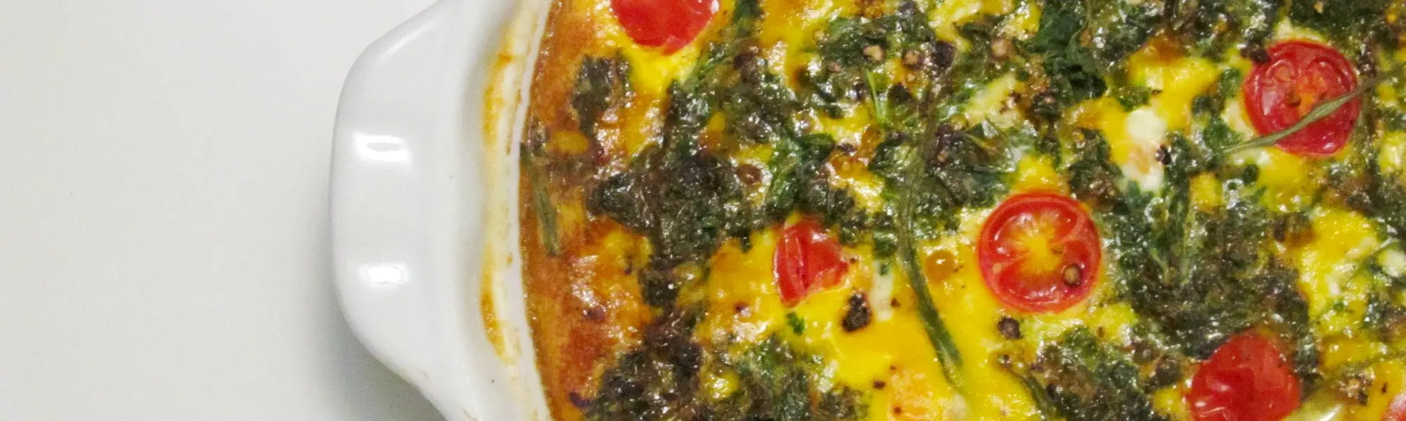 Frittata de patate douce et de chou frisé