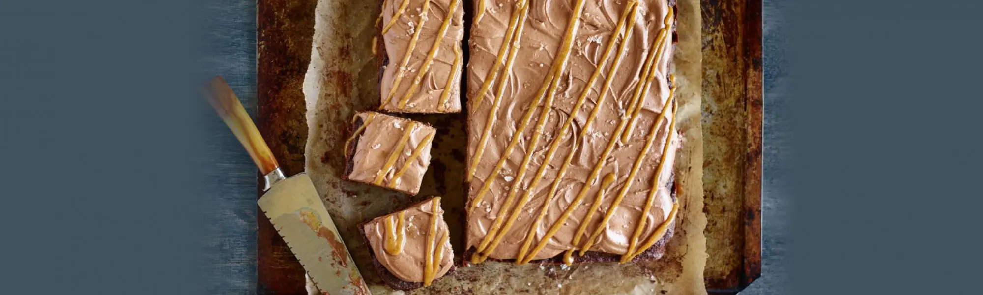 Carrés au chocolat à la glaçure de caramel salé