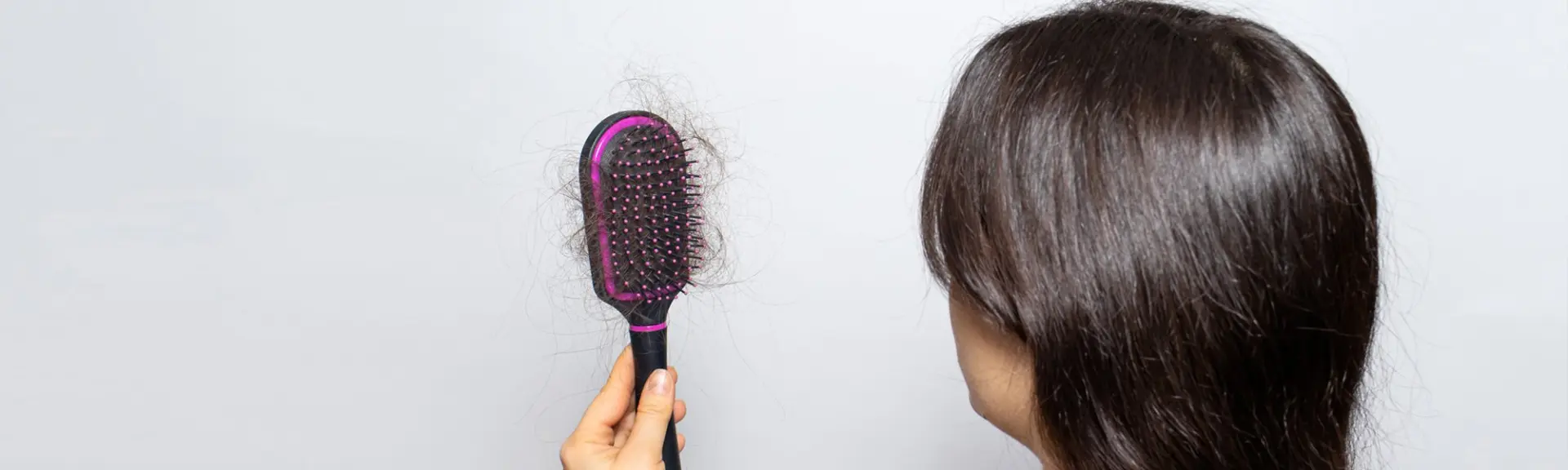 Cheveux clairsemés et chute de cheveux : Réponses pour les femmes et les hommes