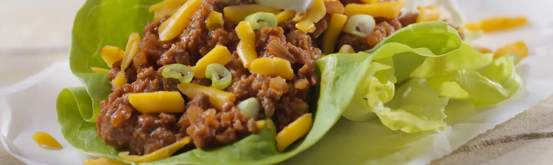 Roulés de laitue au chili à la dinde